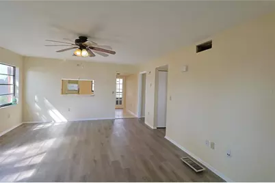 2515 Bayshore Gardens Parkway #9, Bradenton, FL 34207 - Photo 6