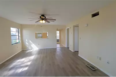 2515 Bayshore Gardens Parkway #9, Bradenton, FL 34207 - Photo 4