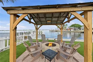 211 21st St NE, Bradenton, FL 34208 - Photo 52