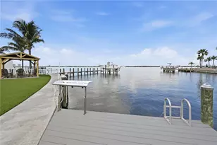 211 21st St NE, Bradenton, FL 34208 - Photo 50