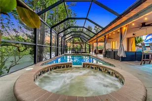 8345 Brandeis Ct, Sarasota, FL 34243 - Photo 2