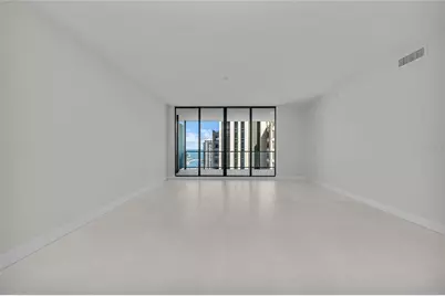 275 1st Avenue S #2204, Saint Petersburg, FL 33701 - Photo 12