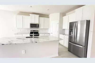 17915 Cantarina Cove, Lakewood Ranch, FL 34211 - Photo 10