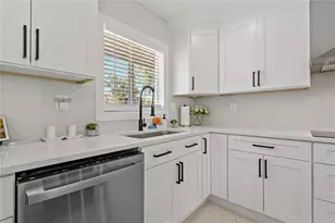 1838 1st Ave E, Bradenton, FL 34208 - Photo 10