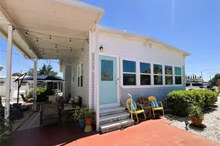 6621 Marina Dr, Bradenton, FL 34207 - Photo 1