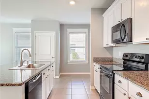 5202 San Palermo Dr, Bradenton, FL 34208 - Photo 8