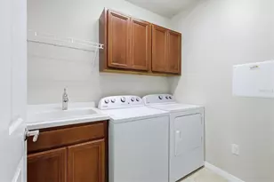 1572 Ernesto Dr, Sarasota, FL 34238 - Photo 34