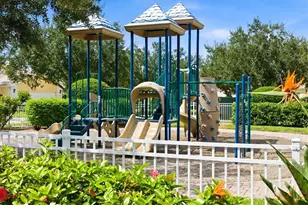 1572 Ernesto Dr, Sarasota, FL 34238 - Photo 42