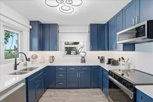 3481 Bayou Sound, Longboat Key, FL 34228 - Photo 20