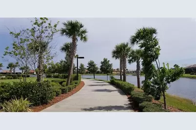 18884 Lanuvio Street, Venice, FL 34293 - Photo 16