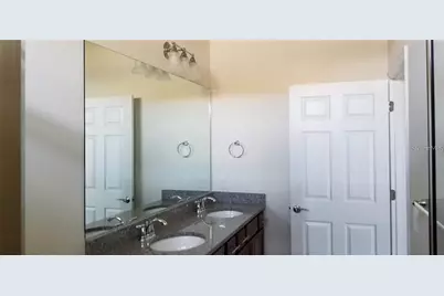 18884 Lanuvio Street, Venice, FL 34293 - Photo 8