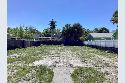 1430 21st Street, Sarasota, FL 34234 - Photo 2