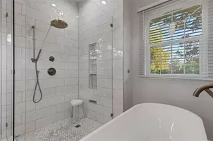 11011 Hyacinth Pl, Lakewood Ranch, FL 34202 - Photo 28