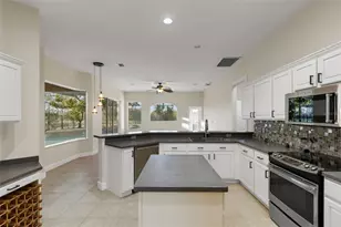 11011 Hyacinth Pl, Lakewood Ranch, FL 34202 - Photo 70