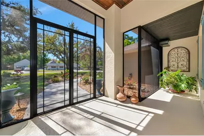 702 Woodview Way, Bradenton, FL 34212 - Photo 2