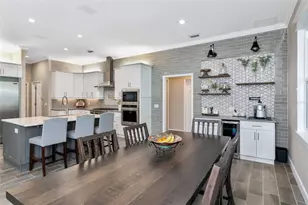 702 Woodview Way, Bradenton, FL 34212 - Photo 12