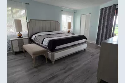 320 Barcelona Drive #320, Bradenton, FL 34210 - Photo 6