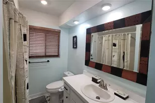 320 Barcelona Dr, Bradenton, FL 34210 - Photo 8