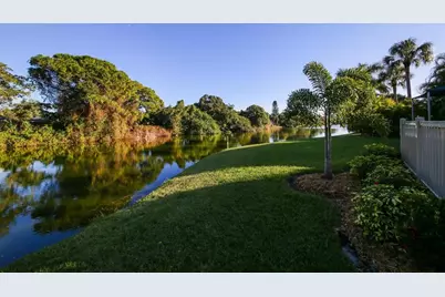 5669 Ashton Lake Drive #1, Sarasota, FL 34231 - Photo 30