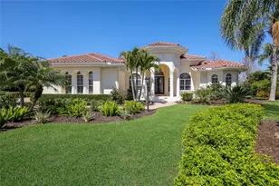 7804 Rosehall Cove, Lakewood Ranch, FL 34202 - Photo 2