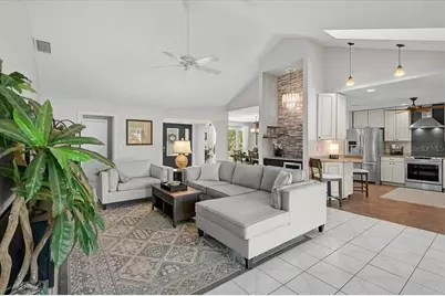18380 Robinson Avenue, Port Charlotte, FL 33948 - Photo 16