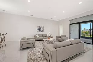 8950 Baroque Ter, Sarasota, FL 34240 - Photo 14