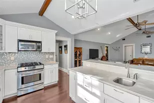 167 Barbados Ave, Tampa, FL 33606 - Photo 6