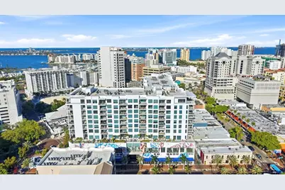 111 S Pineapple Avenue #811, Sarasota, FL 34236 - Photo 2