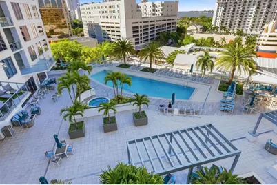 111 S Pineapple Avenue #811, Sarasota, FL 34236 - Photo 6