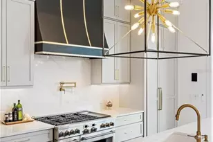 1800 Webber St, Sarasota, FL 34239 - Photo 22