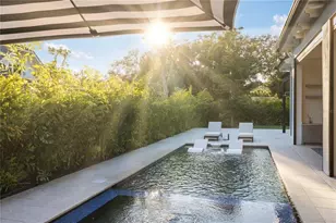 1800 Webber St, Sarasota, FL 34239 - Photo 4