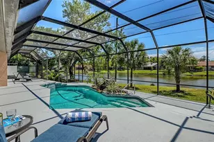 5348 Bent Oak Dr, Sarasota, FL 34232 - Photo 2