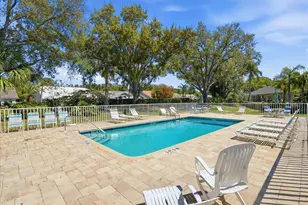 6911 Stoneywalk Ct, Bradenton, FL 34203 - Photo 44