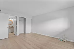 6033 34th Street W, Bradenton, FL 34210 - Photo 16