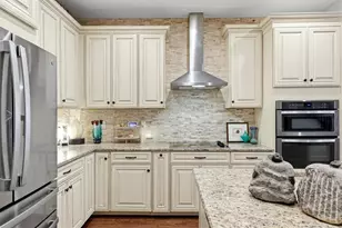 3684 Fescue Ln, Sarasota, FL 34232 - Photo 4