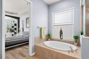 5326 Napa Dr, Sarasota, FL 34243 - Photo 26