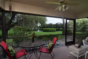 5635 Golf Pointe Dr, Sarasota, FL 34243 - Photo 12