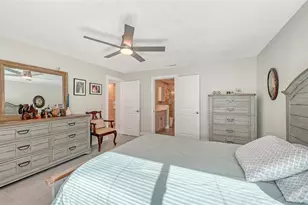 131 Whispering Sands Cir, Sarasota, FL 34242 - Photo 24