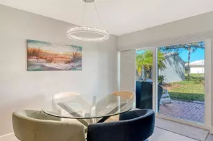 131 Whispering Sands Cir, Sarasota, FL 34242 - Photo 8