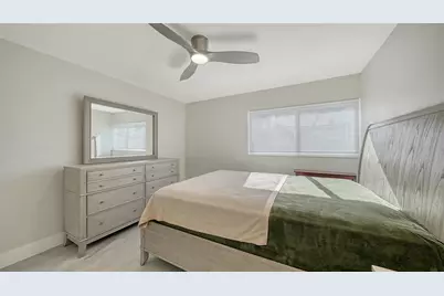 131 Whispering Sands Circle #V33, Sarasota, FL 34242 - Photo 32