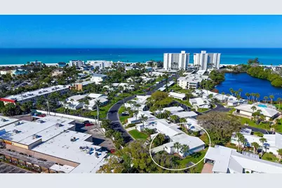 131 Whispering Sands Circle #V33, Sarasota, FL 34242 - Photo 2