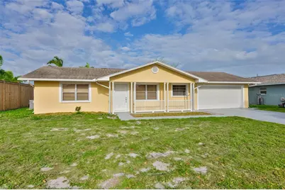 220 57th Street Court W, Bradenton, FL 34209 - Photo 2