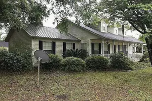 363 SW Monroe Ave, Mayo, FL 32066 - Photo 4