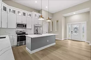 2311 Sandrala Dr, Sarasota, FL 34231 - Photo 8