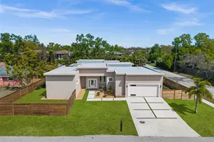 2311 Sandrala Dr, Sarasota, FL 34231 - Photo 2