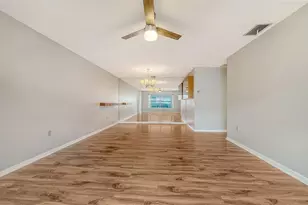 4103 Center Gate Blvd, Sarasota, FL 34233 - Photo 4