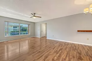 4103 Center Gate Blvd, Sarasota, FL 34233 - Photo 10