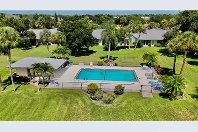 4103 Center Gate Boulevard #2, Sarasota, FL 34233 - Photo 4