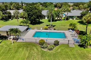 4103 Center Gate Blvd, Sarasota, FL 34233 - Photo 4