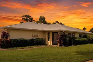4103 Center Gate Blvd, Sarasota, FL 34233 - Photo 2